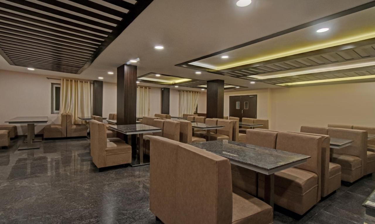 Hotel Treebo Trend Palm Tree Chennai Exterior foto
