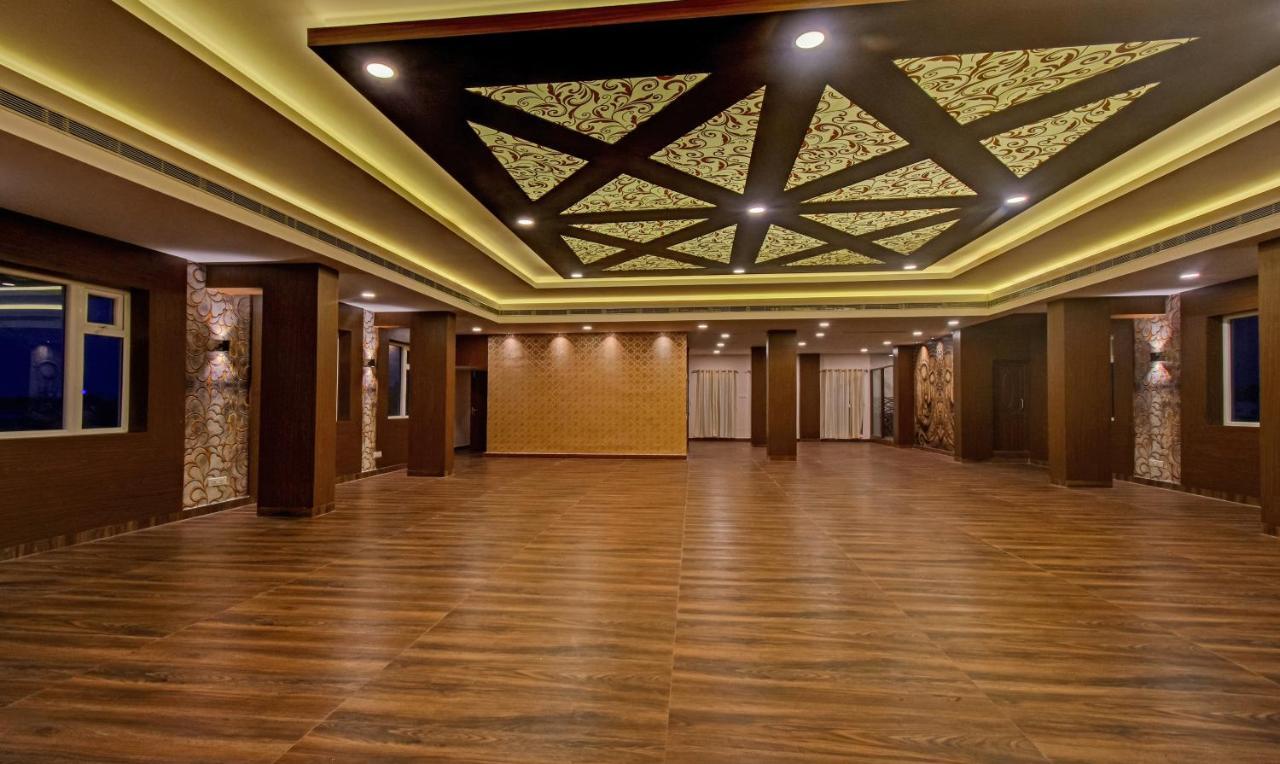 Hotel Treebo Trend Palm Tree Chennai Exterior foto
